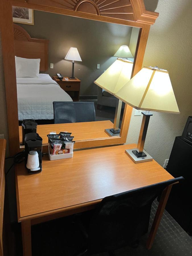 Americas Best Value Inn Pharr/Mcallen Екстер'єр фото